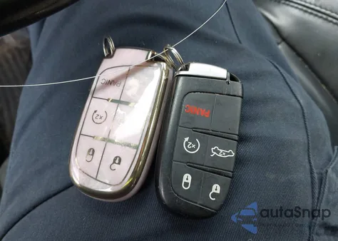 2017 Chrysler 200 Limited Platinum z USA, uszkodzony, nr VIN 1C3CCCAB1HN508244